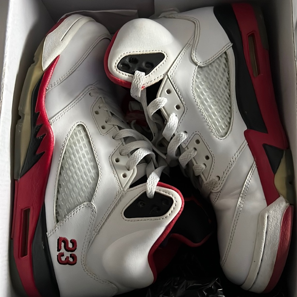 Jordan Athletic Shoes White Red Black